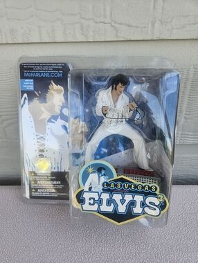 Elvis Presley 2004 McFarlane Series 3 Las Vegas White Fringe Suit Action Figure